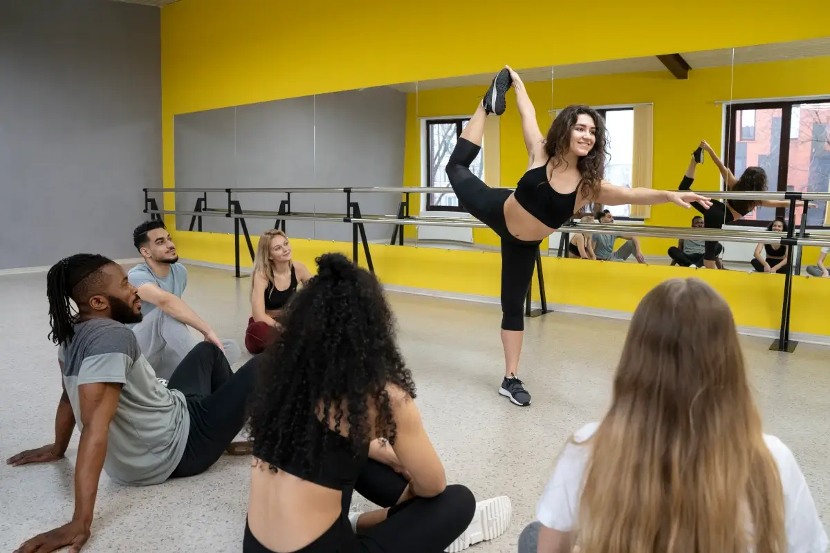 Escola de dança moderna com Landing Page profissional e agendamento online