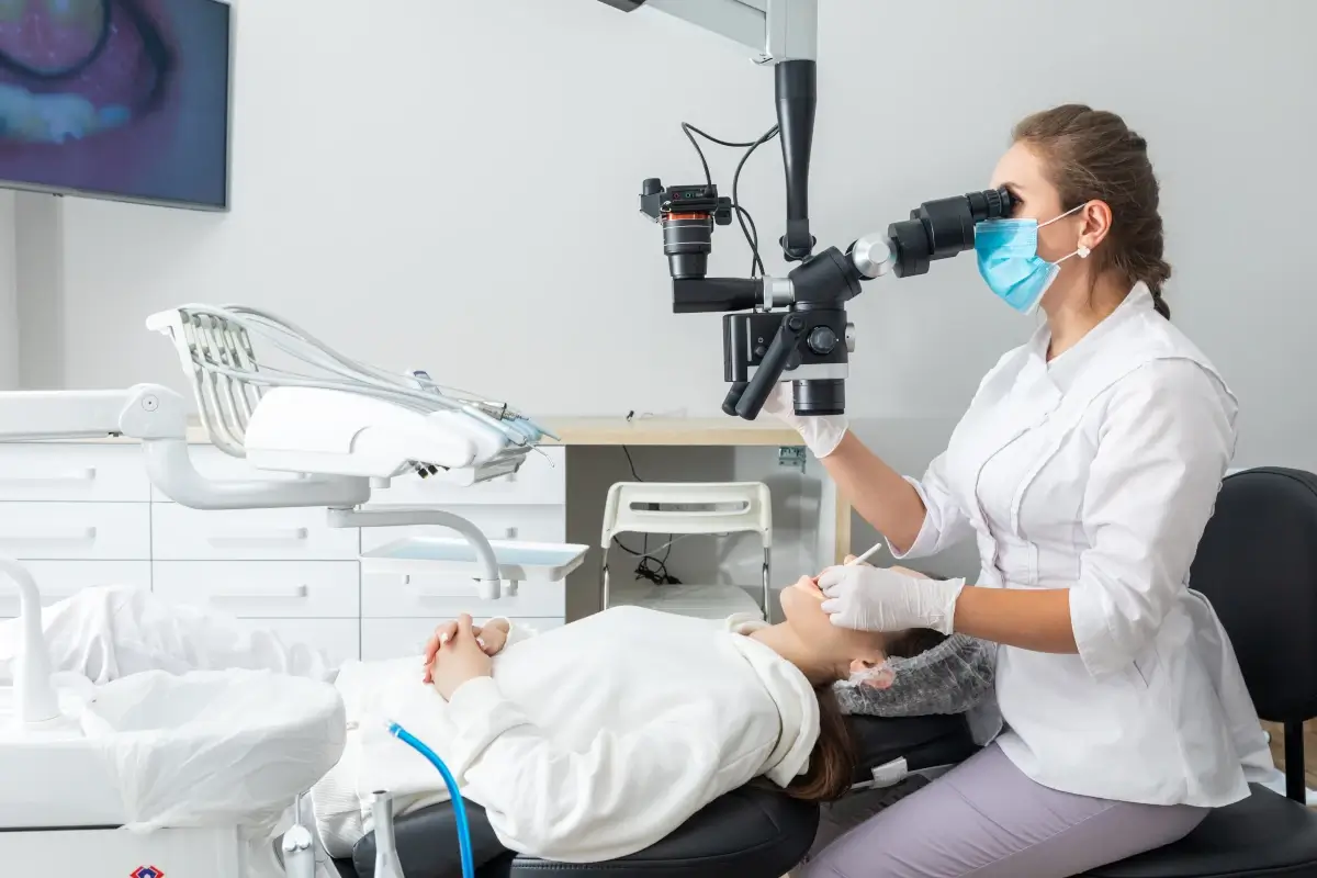 Dentista com Landing Page profissional